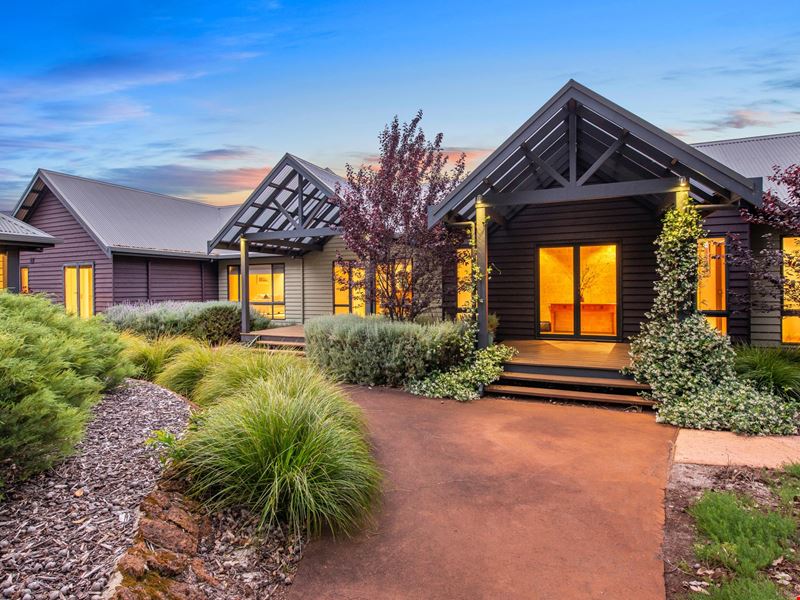 246 Lagoon Drive, Yallingup WA 6282