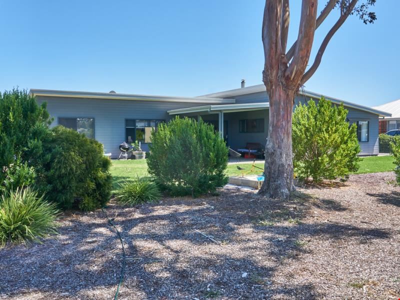 36 McDermott Parade, Witchcliffe WA 6286