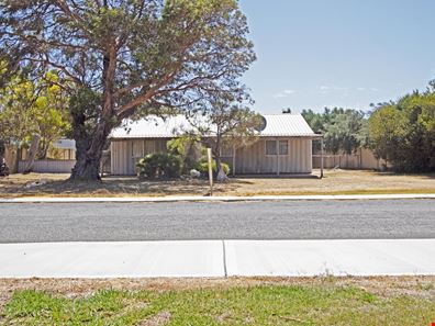 4 Kau Street, Green Head WA 6514