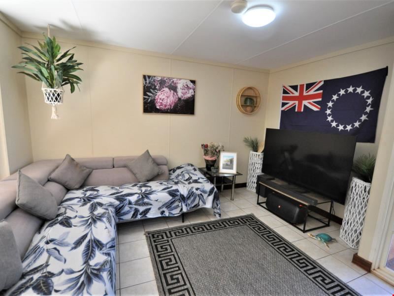 9 Jabbarup Crescent, Newman WA 6753