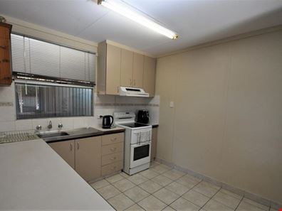 9 Jabbarup Crescent, Newman WA 6753