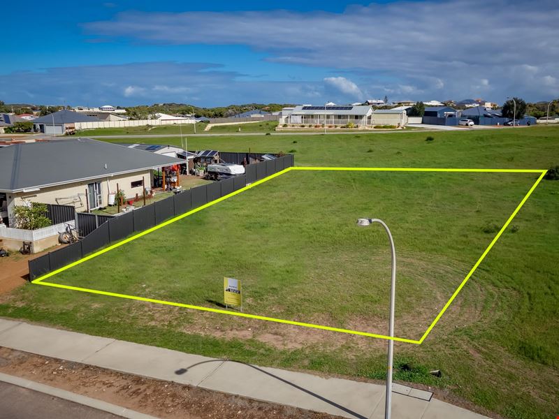 136 North Shore Drive, Dongara WA 6525