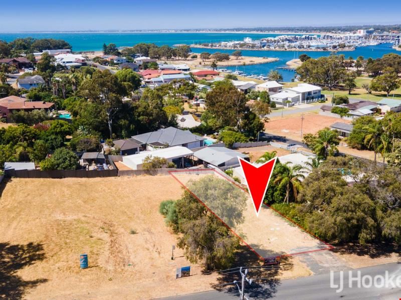 68B Leighton Road, Halls Head WA 6210
