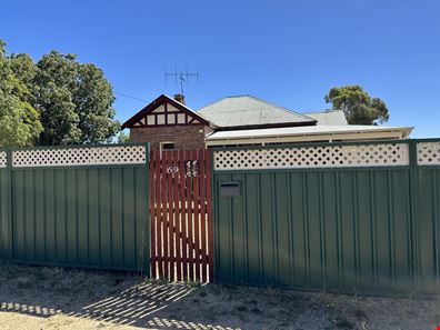 69 Blantyre Street, Katanning WA 6317