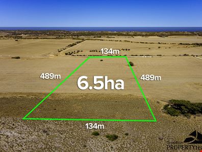 Lot 207 Brand Highway, Greenough WA 6532