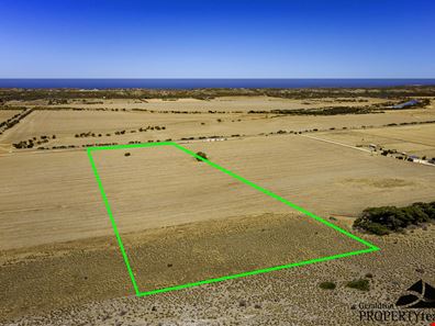 Lot 207 Brand Highway, Greenough WA 6532