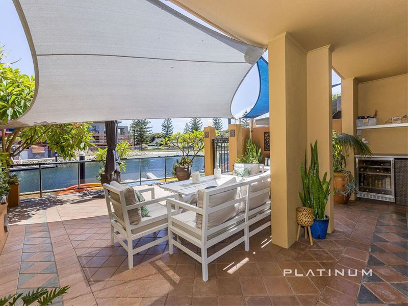 8/8 Keys Close, Mindarie WA 6030