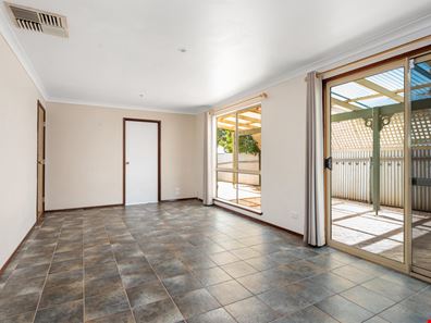 16b Eureka Street, Hannans WA 6430