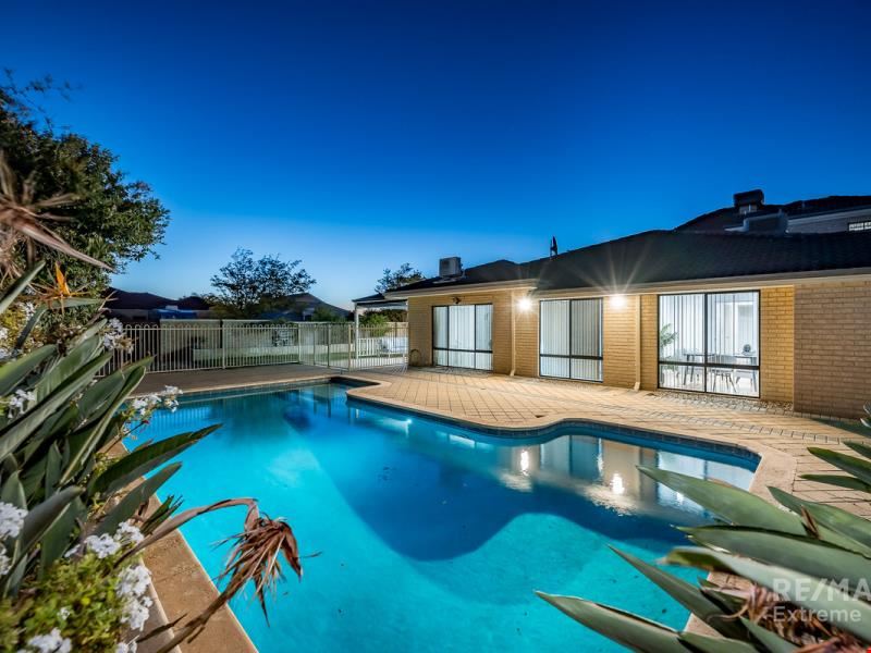 14 Galveston Loop, Iluka WA 6028