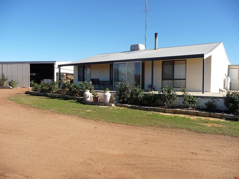 16 SIMMONS ROAD, Beverley WA 6304