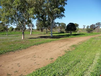 16 SIMMONS ROAD, Beverley WA 6304