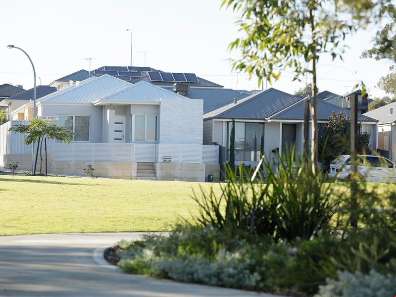 342/14 Yellowstone Grove, Success WA 6164