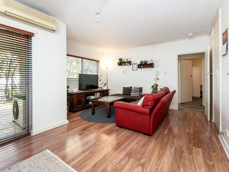 4/21 Montague Way, Coolbellup WA 6163