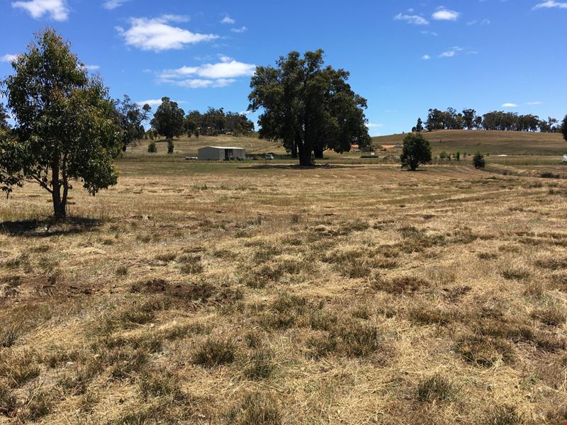 Lot 11 Mellows Road, Wandering WA 6308