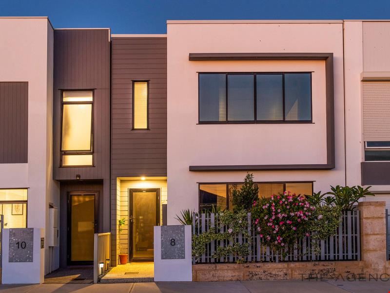 8 Ginrock Way, Golden Bay WA 6174