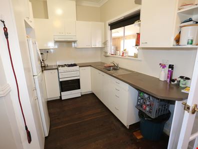 34 New Clayton St, Kambalda East WA 6442