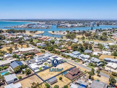 12 Wicklow Road, Halls Head WA 6210