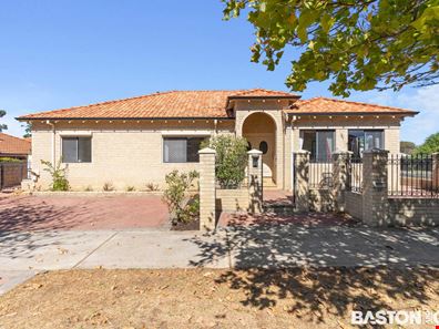 52 Temple Street, Victoria Park WA 6100