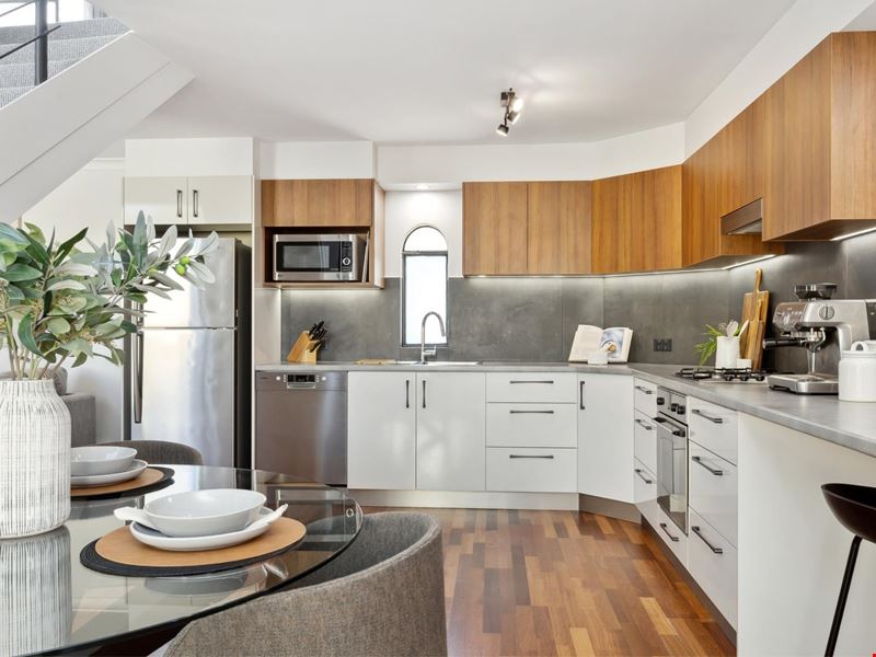 8/18 Abbotsford Street, West Leederville WA 6007