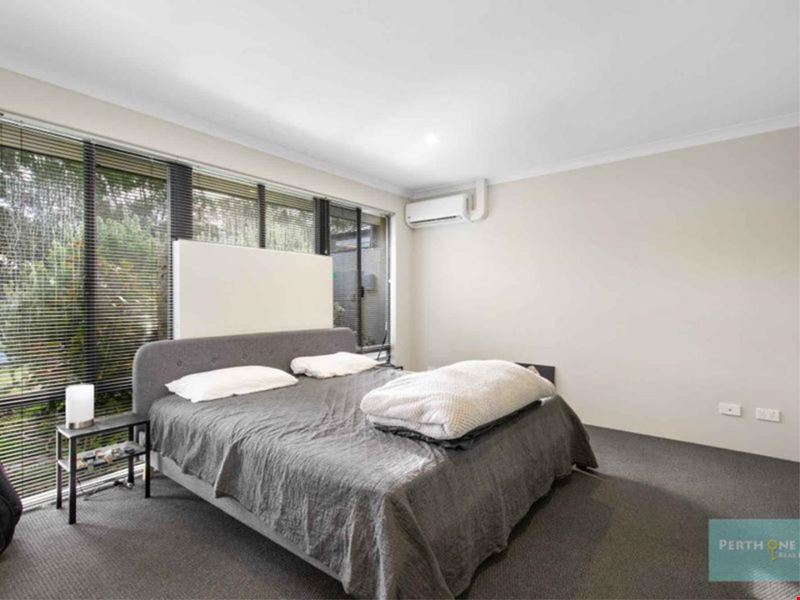 34 Beroona Way, Cockburn Central