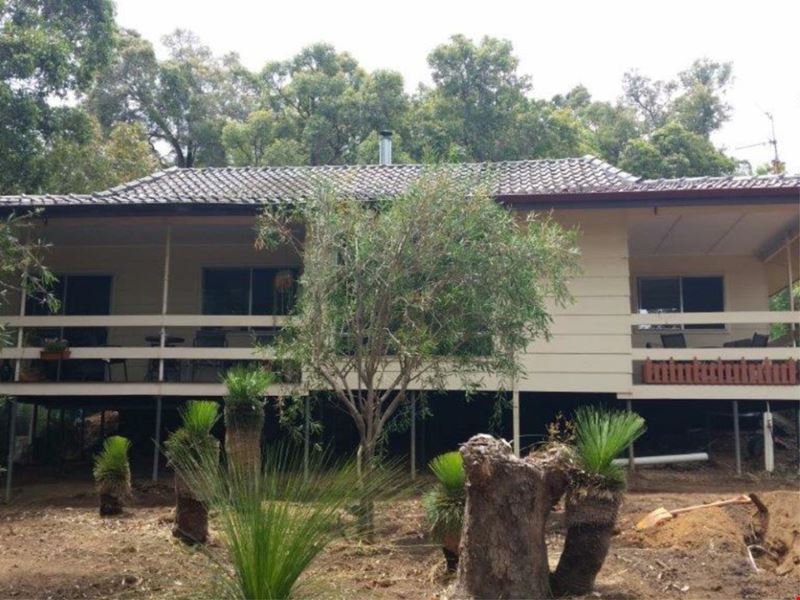 45 Hawkstone Road, Roleystone WA 6111