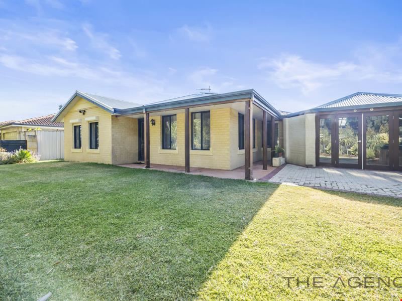 24 Stradbroke Gardens, Ridgewood WA 6030