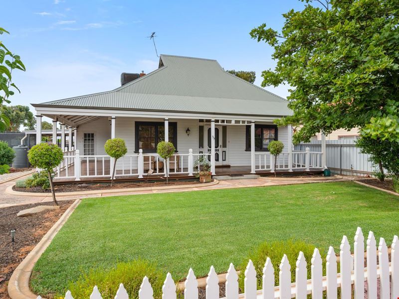 39 Addis Street, Lamington WA 6430