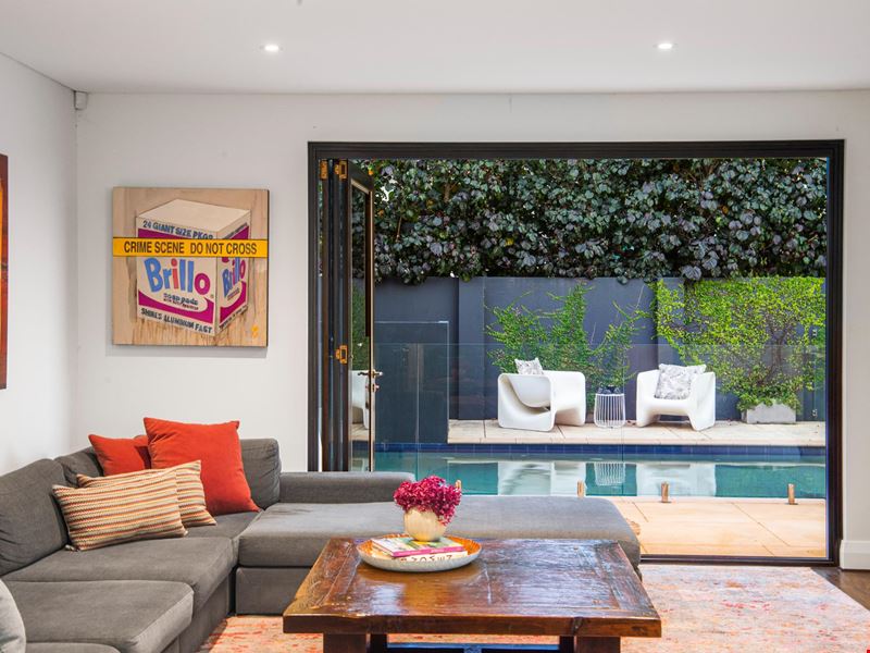 16 Reginald Street, Cottesloe WA 6011