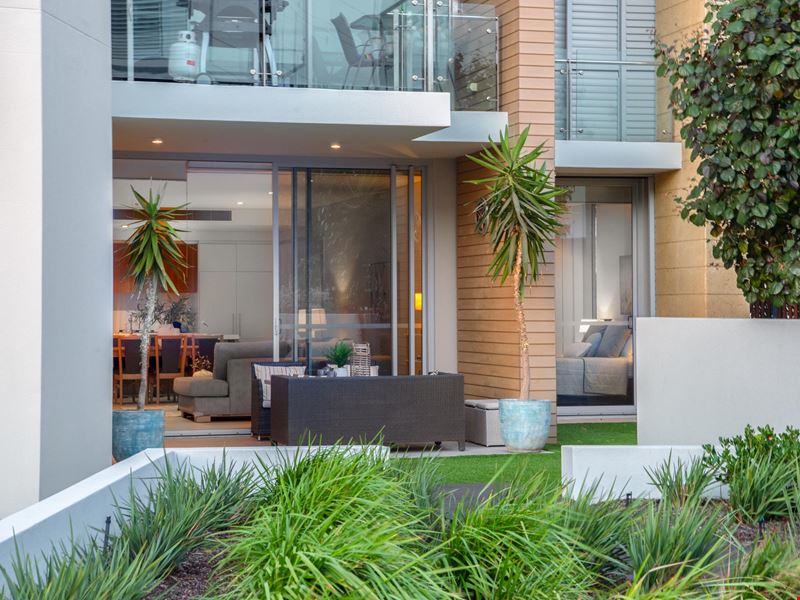 33/11 Leighton Beach Boulevard, North Fremantle WA 6159