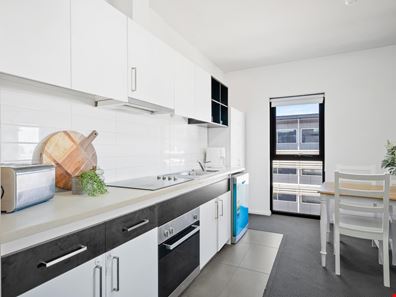 11/19 Stockton Bend, Cockburn Central WA 6164