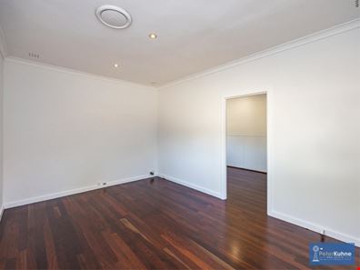 21 McLeod Street, Lockridge WA 6054