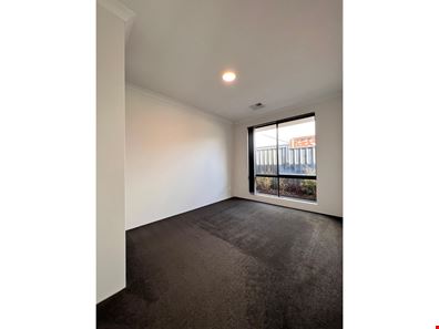 92 Burrows Loop, Midvale WA 6056