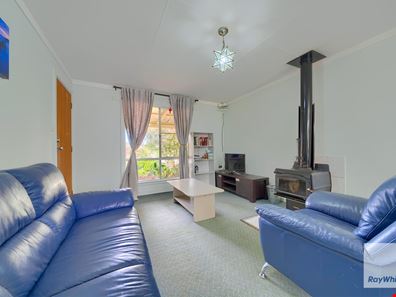 9 Green Street, Manypeaks WA 6328