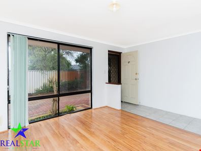 B/12 Peters Place, Morley WA 6062