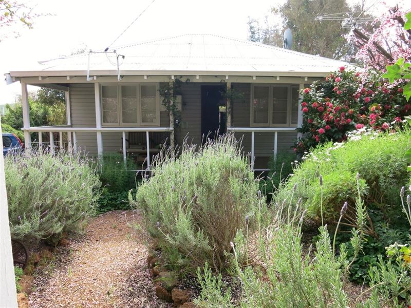 22 Blackwood River Road, Balingup WA 6253