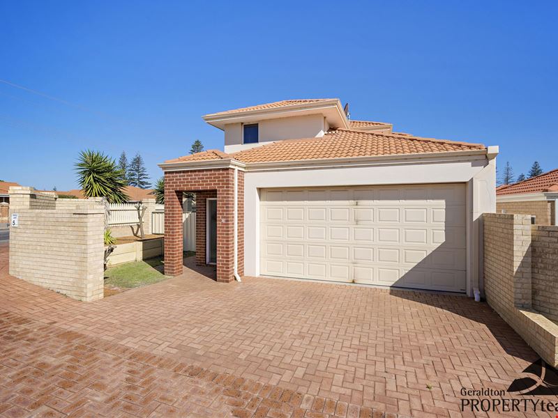 8/10 Cunningham Street, West End