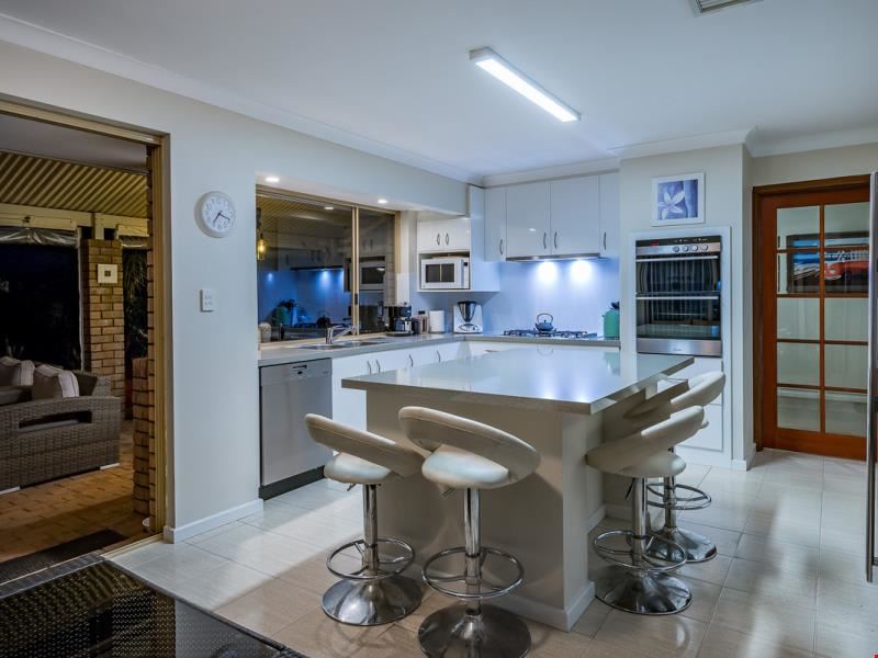 9 Seminole Close, Connolly WA 6027