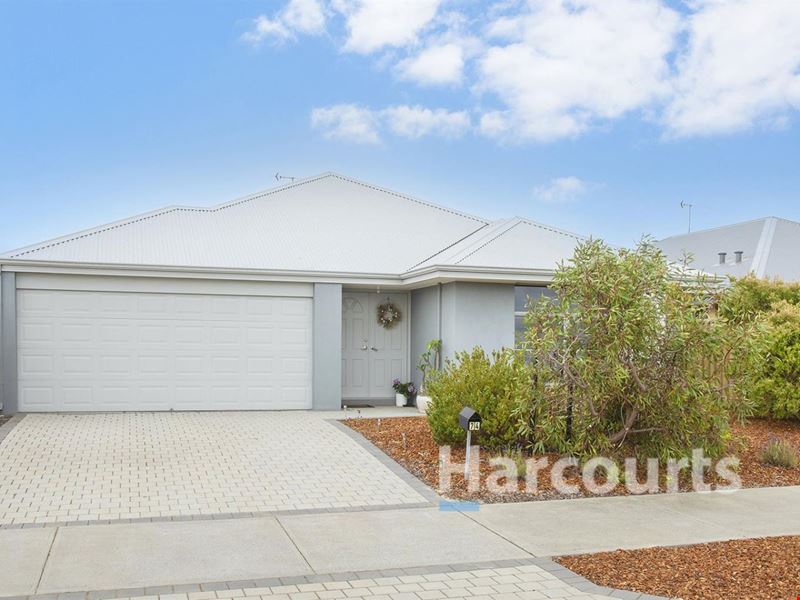 74 Gigondas Street, Yalyalup WA 6280