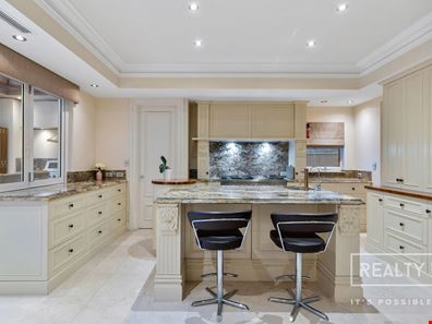 12 Abney Place, Trigg WA 6029