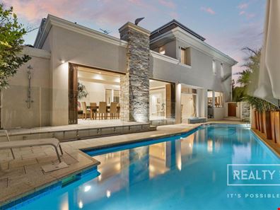 12 Abney Place, Trigg WA 6029