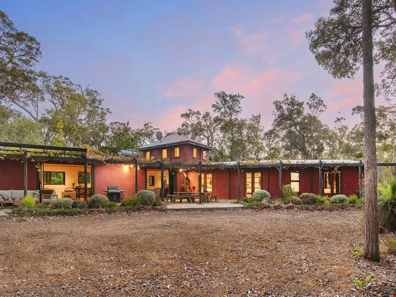 65 Woodland Drive, Burnside WA 6285