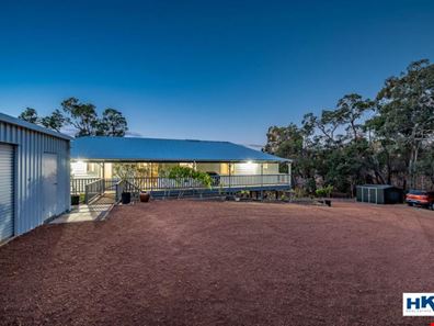 52 Wisteria Way, Chittering WA 6084