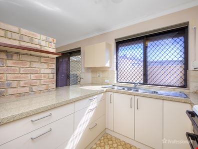 44 Margaret Street, Midland WA 6056