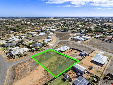 4 Macranda Place, Woorree WA 6530