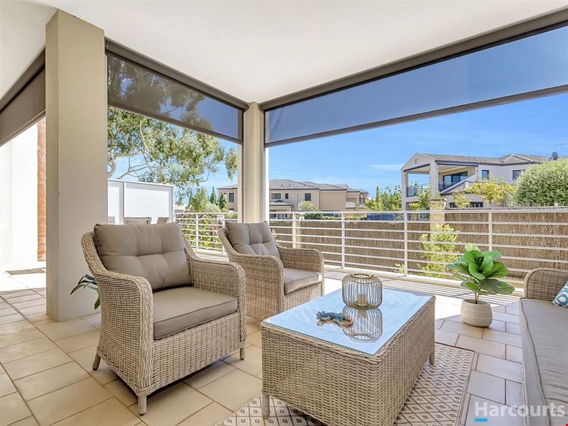 27/10 Roebuck Drive, Salter Point WA 6152