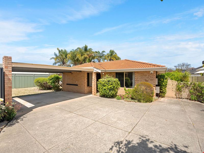 11 Pepler Avenue, Salter Point WA 6152