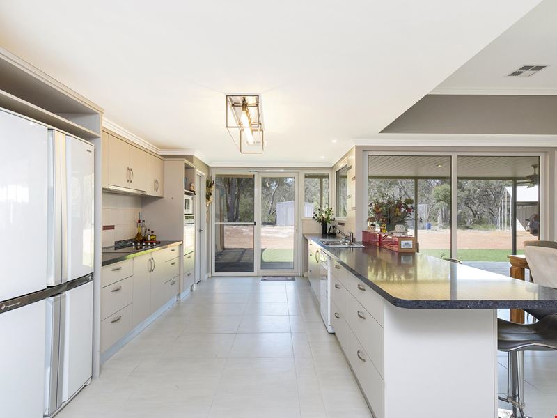 142 Ghost Gum Ridge, Chittering WA 6084
