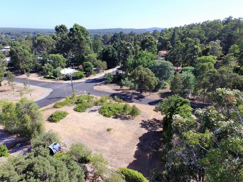 63 Carey Street, Nannup WA 6275