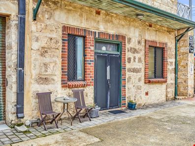 1/250 Hampton Road, Beaconsfield WA 6162