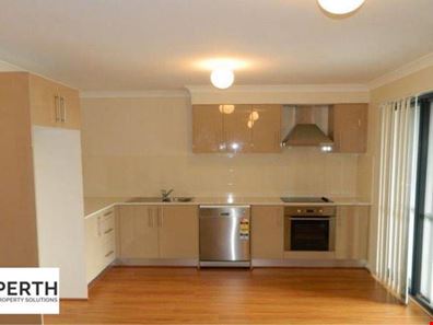 12/27 Camberwell Street, Beckenham WA 6107